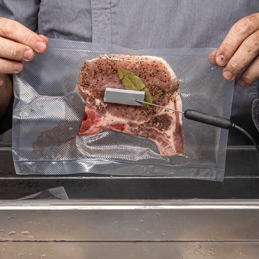 TX-1300-SV-smoke-sous-vide-kit-g04.jpg